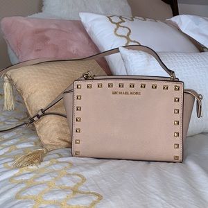 Michael Kors Crossbody Bag
